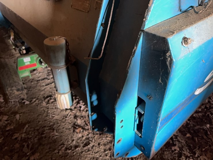 shelborne-stripper-header-with-cart;-located-at-7241-roxbury-rd,-charles-city,-va,-please-call-804.837.9940-or-804.651.4404-with-questions-image-23