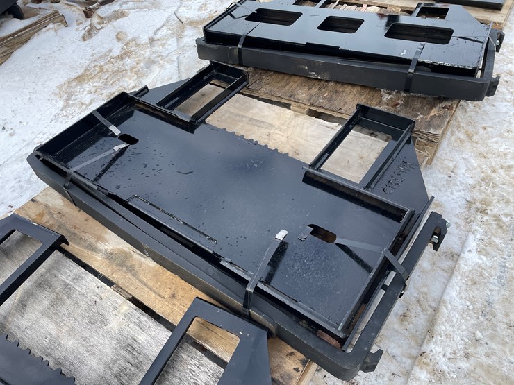 #2049-•-new-kc-skid-steer-fork-frame-with-forks-image-1