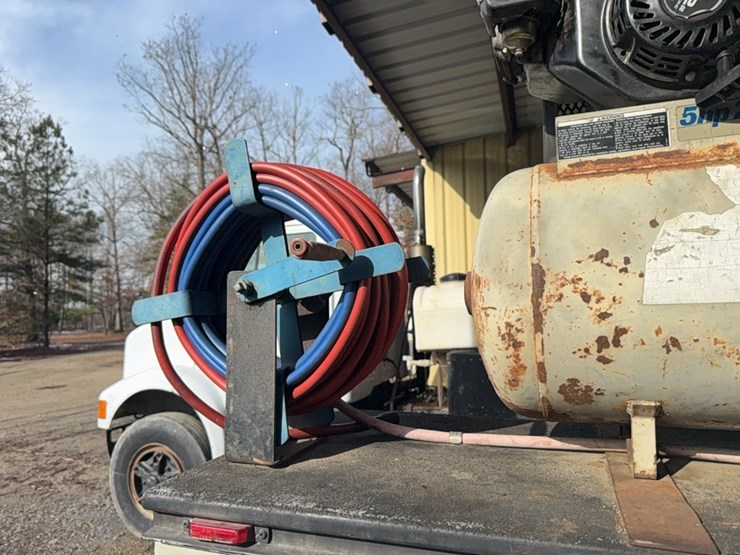 2004,-f-350-xl-service-truck,-8-ft,-diesel-6.0,-title-in-hand;-located-at-7241-roxbury-rd,-charles-city,-va,-please-call-804.837.9940-or-804.651.4404-with-questions-image-20