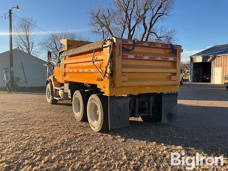 2005-sterling-lt7501-image-7