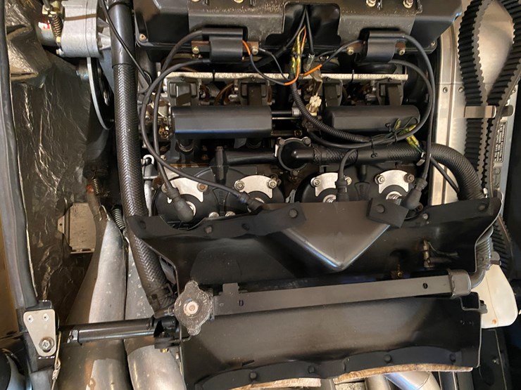 #3790-•-1992-yamaha-v-max-4-snowmobile-image-19