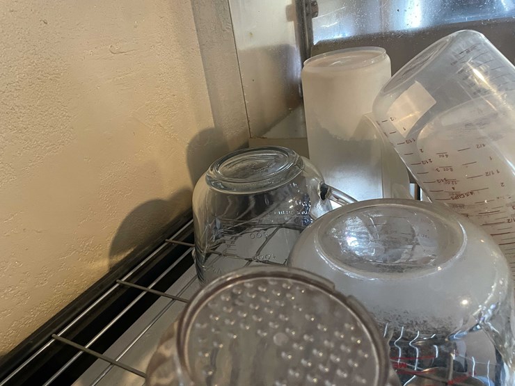 #6347-•-measuring-cups-and-bowls-image-10