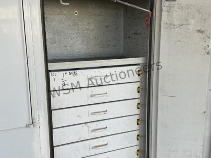 2016-ford-f550-image-9