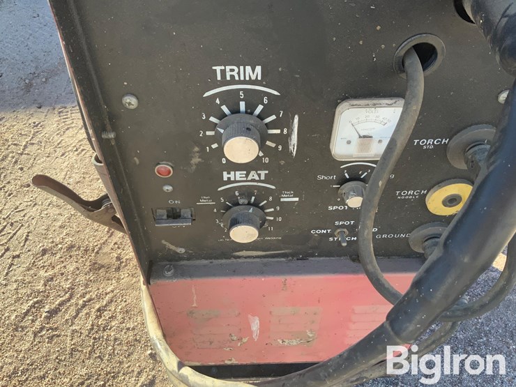 snap-on-ya212-230-amp-mig-welder-image-18