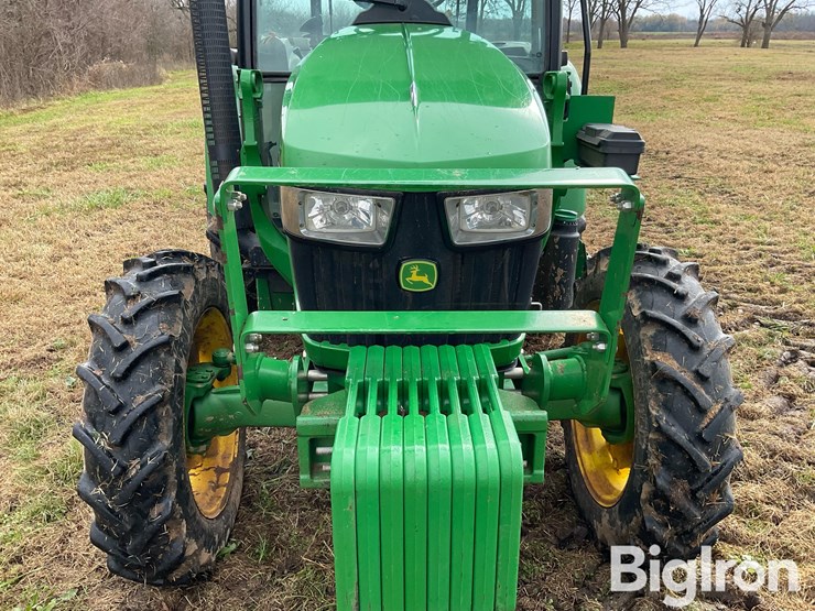 2022-john-deere-5065e-image-17