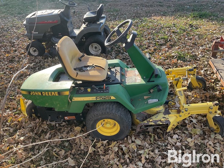 john-deere-f525-image-4