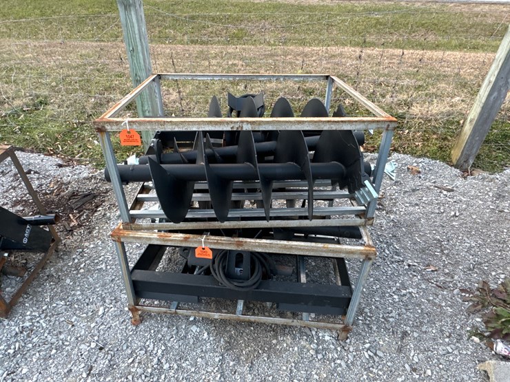 #1047-•-new-jct-quick-attach-post-auger-image-1