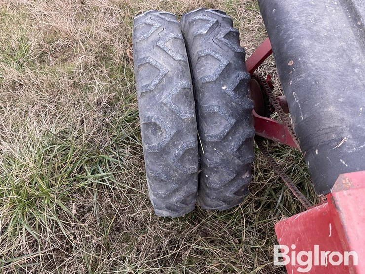 new-holland-144-image-16