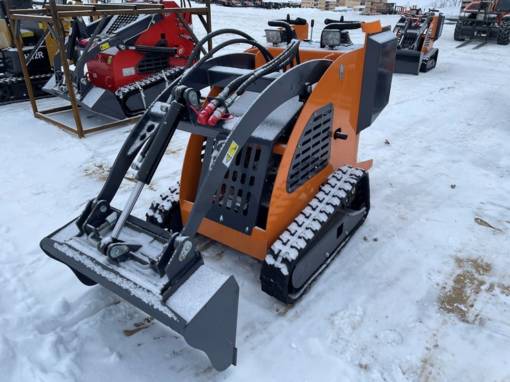 #309-•-new-land-hero-mini-skid-steer-loader-image-1