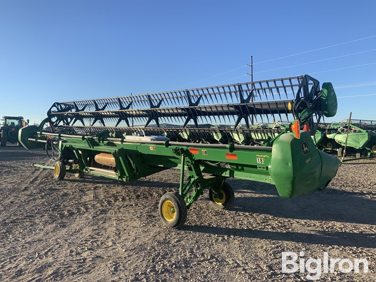 2021-john-deere-735d-image-7