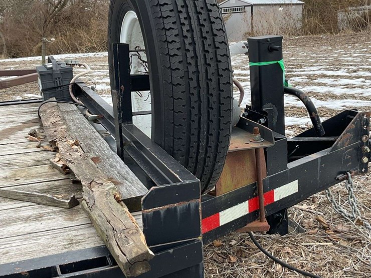 trailerman-20'-tandem-axle-trailer-image-19