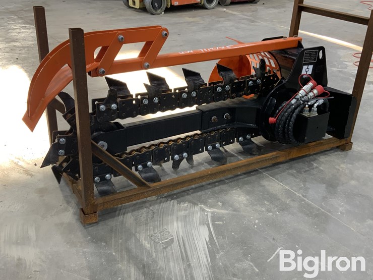 2025-giyi-gy-x39f-mini-skid-steer-loader-trencher-image-1