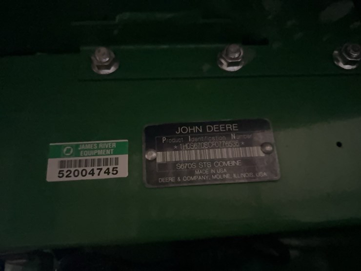 2015-john-deere-s670-image-33
