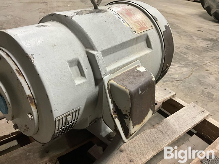 john-deere-6068t-image-11