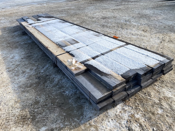 #3807-•-bundle-of-construction-grade-lumber-image-5