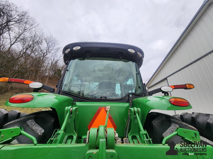 2010-john-deere-8225r-image-14