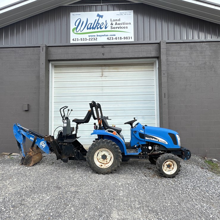 NEW HOLLAND TC24DA
