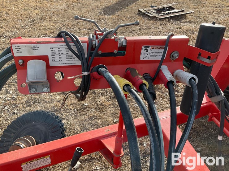 2015-kuhn-8000-excelerator-vertical-tillage-tool-image-12