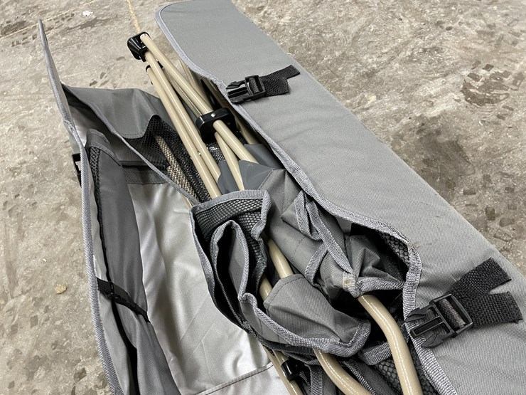 #5851-•-folding-lawn-chair-with-canopy-image-9