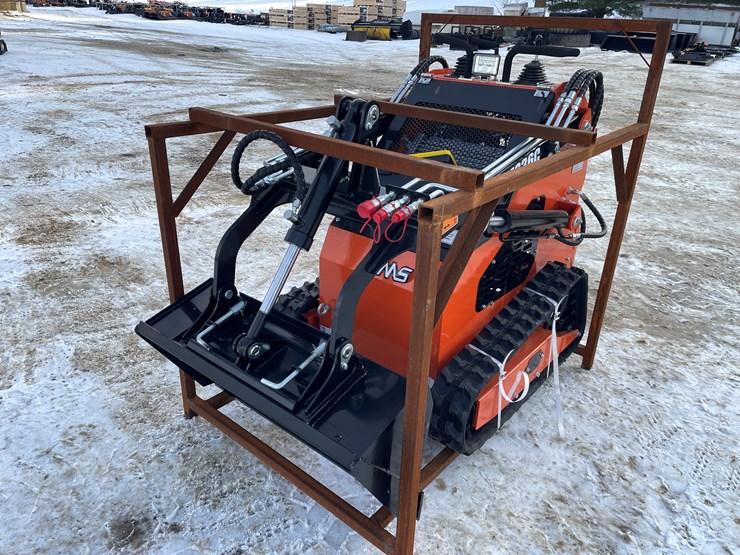 #300-•-mms-mini-skid-steer-ride-on-loader-image-1