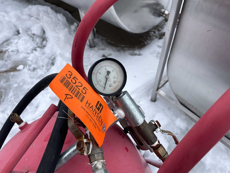 #3525-•-110-lb.-sand-blaster-image-8