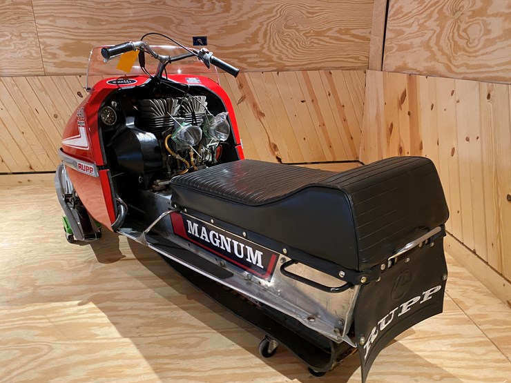 #3793-•-1970-rupp-440-magnum-snowmobile-image-3