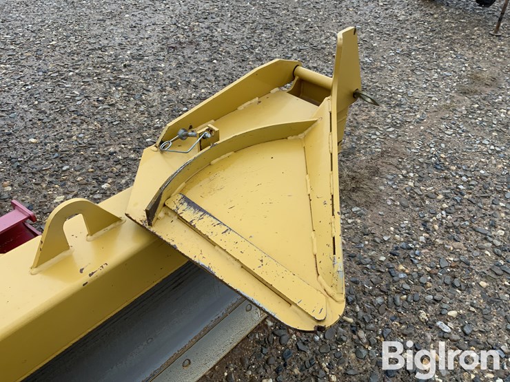 2023-landoll-icon-1230rs-pull-type-blade-image-18