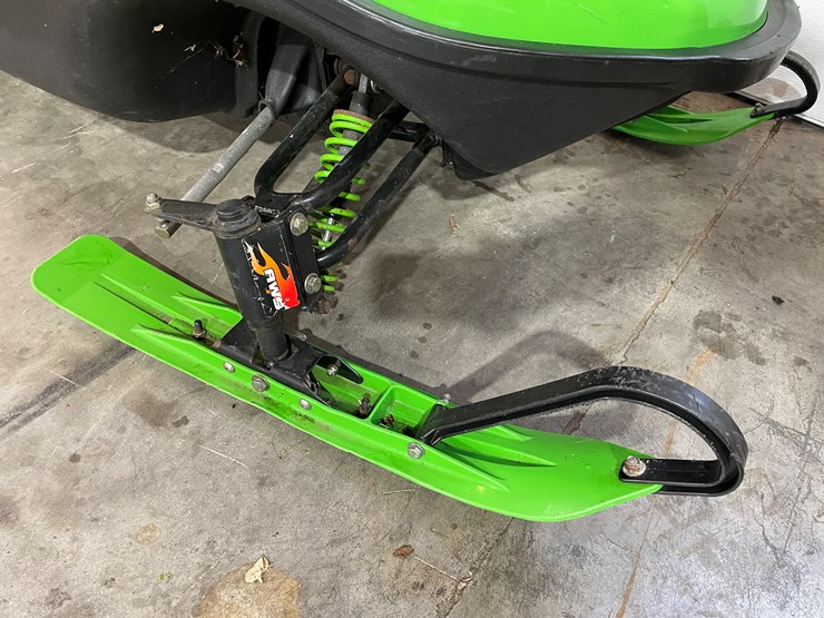 2002-caterpillar-120-image-18