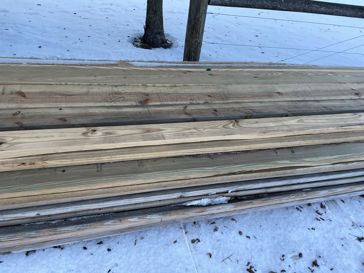 #3814-•-bundle-of-green-treated-and-construction-grade-lumber-image-9