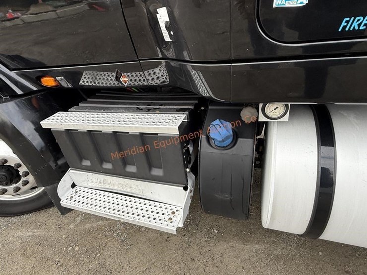 international-prostar-image-48