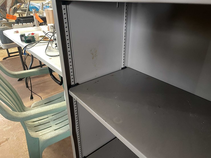 #6361-•-metal-shelf-image-3