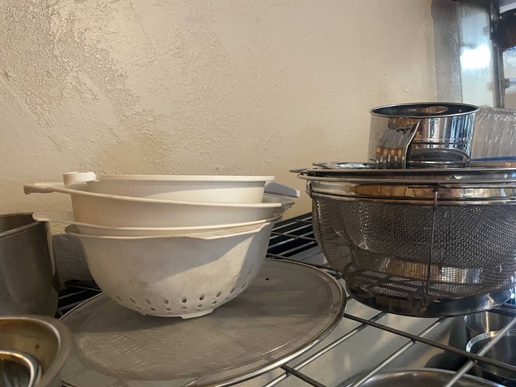 #6347-•-measuring-cups-and-bowls-image-6