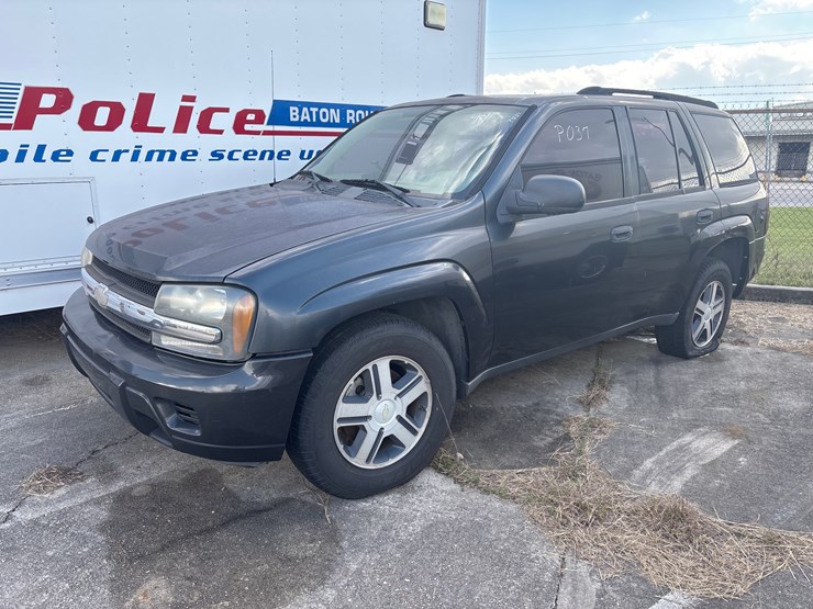 2014-chevrolet-trail-blazer-ls-image-1
