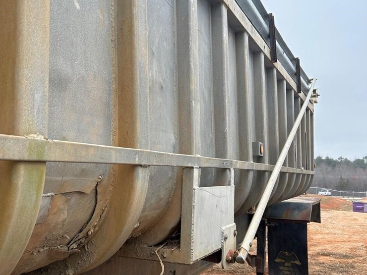 fruehauf-end-dump-trailer-image-13