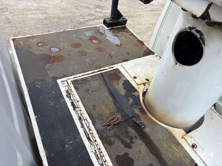 2007-international-durastar-4300-image-32