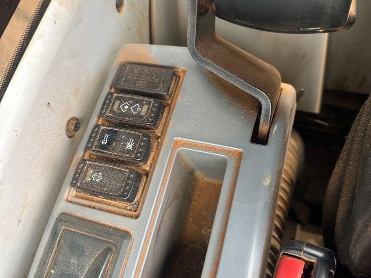 deere-470g-lc-image-28