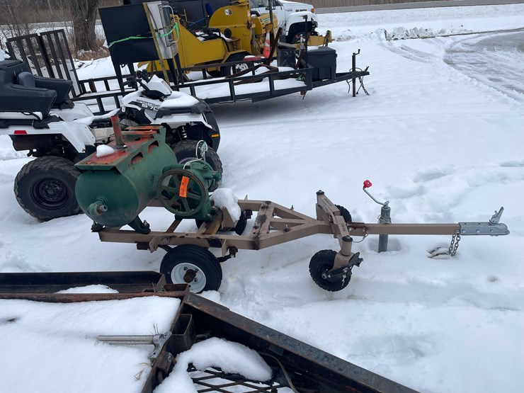 #3519-•-universal-rotary-vacuum-pump-image-2