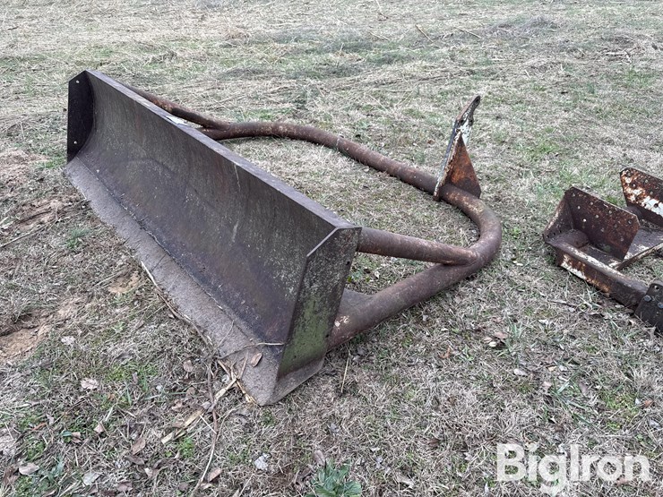 international-806-image-1