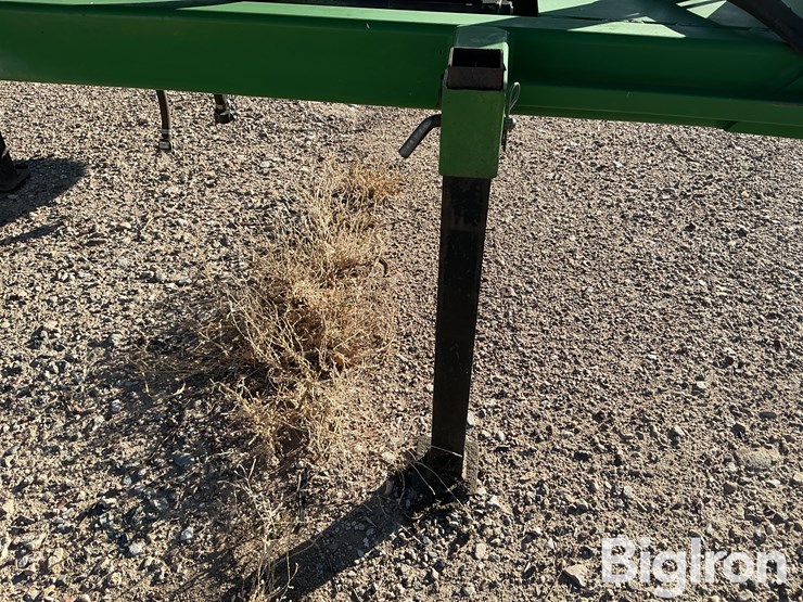 fast-90’-boom-sprayer-image-11