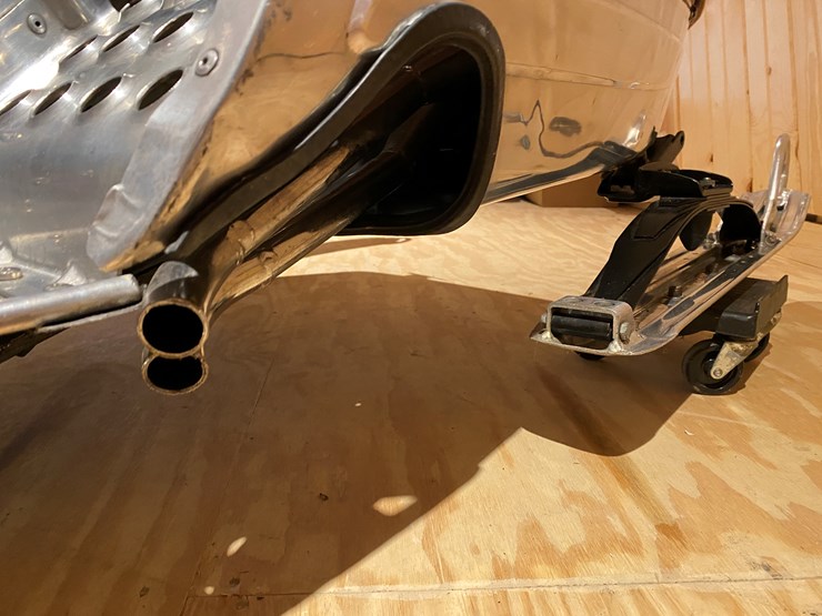 #3778-•-1975-yamaha-kalamazoo-gpx-433g-snowmobile-image-16