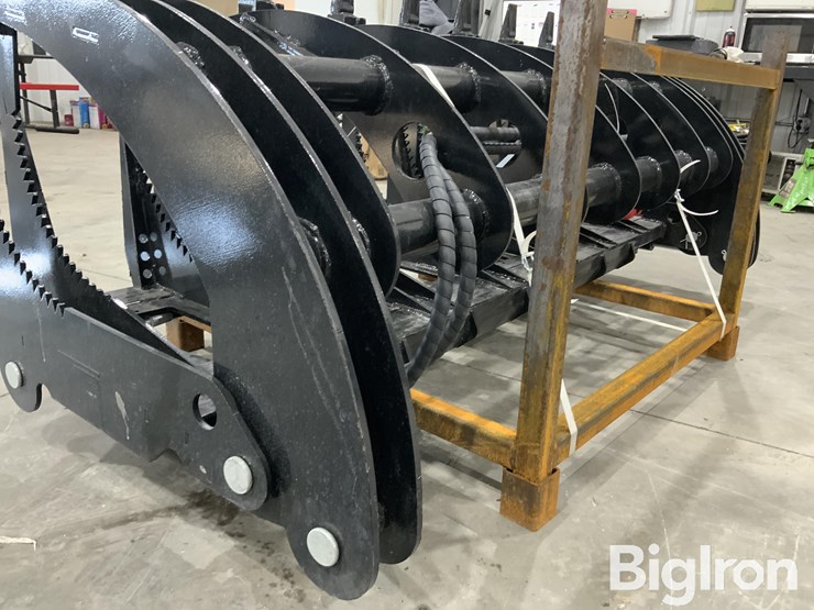 2025-giyi-clg72-skid-steer-curved-log-grabber-image-10