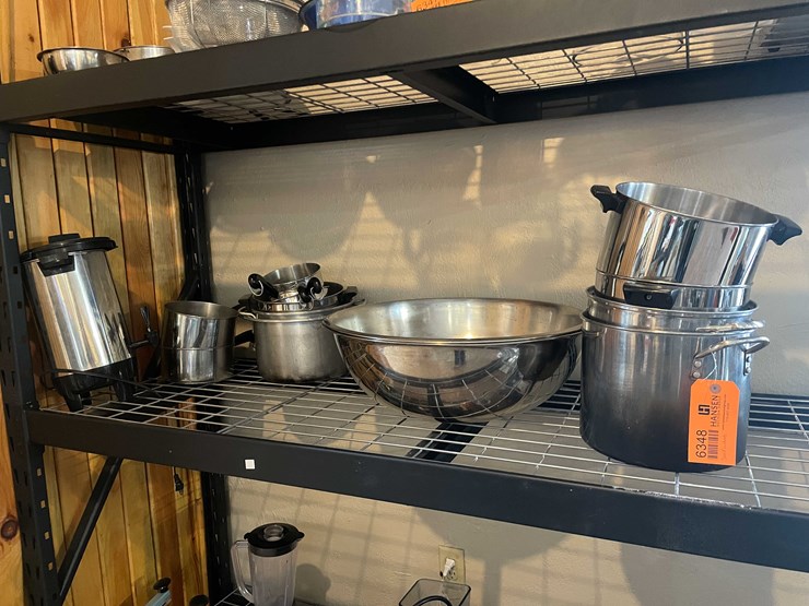 #6348-•-pots-lot-image-1