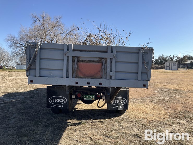 1970-gmc-5500-image-4