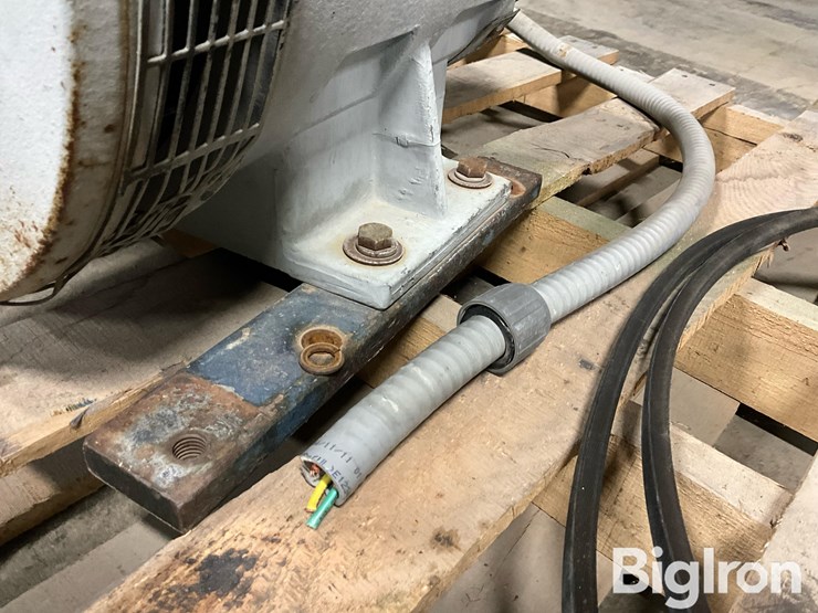 john-deere-6068t-image-9