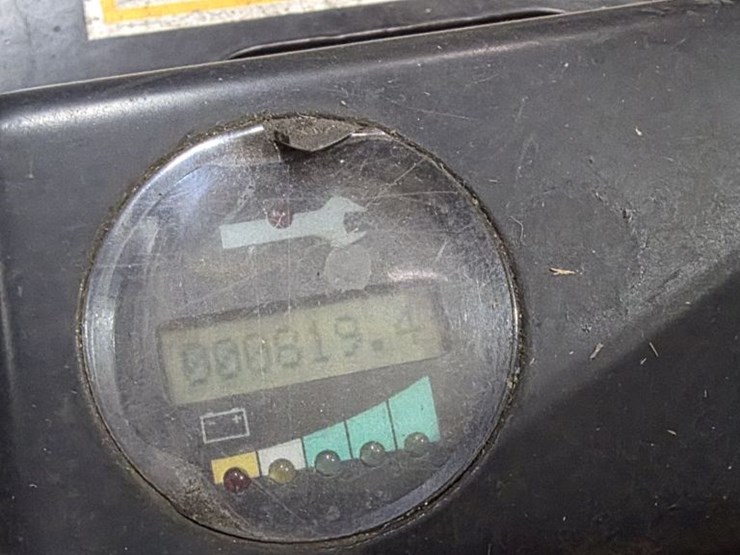 2005-crown-pe4500-60-image-3