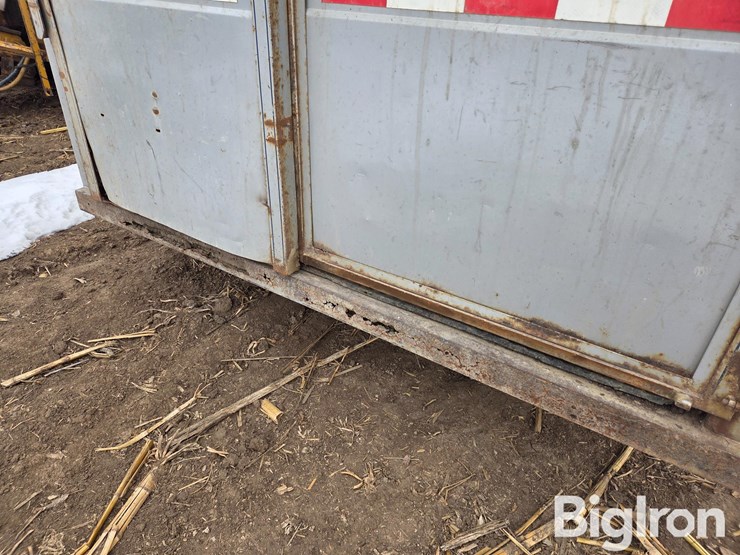 2000-titan-trailer-image-15