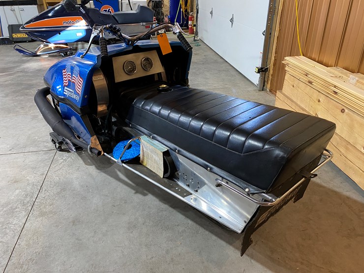 #3785-•-1972-speedway-650-snowmobile-image-6