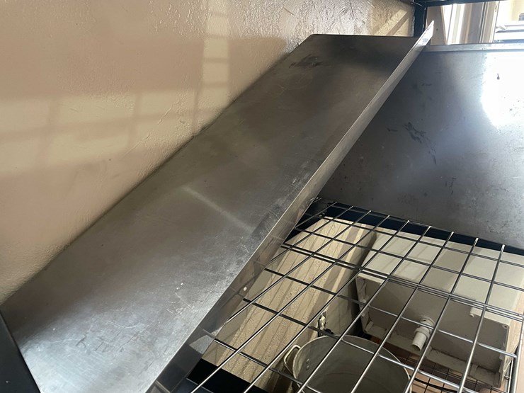 #6342-•-stainless-shelves-image-4