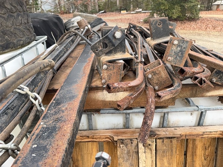 corn-reel,-6-row-hydraulic;-located-at-7241-roxbury-rd,-charles-city,-va,-please-call-804.837.9940-or-804.651.4404-with-questions-image-13