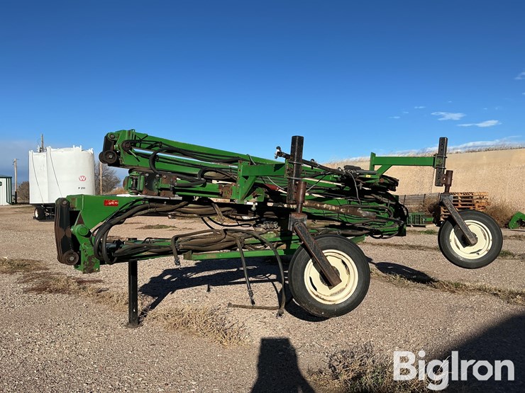 fast-90’-boom-sprayer-image-1